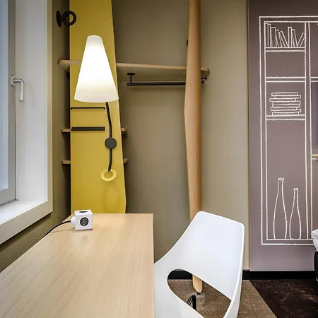 Ibis Hotel 3*
