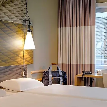 Ibis Hotel 3*