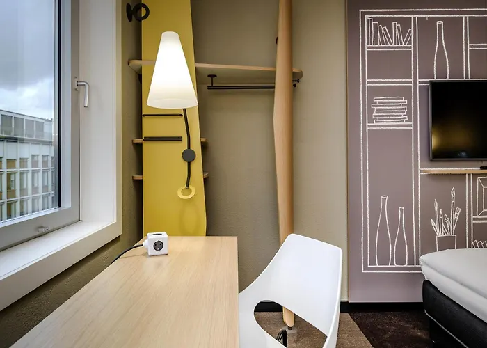 Ibis 3*
