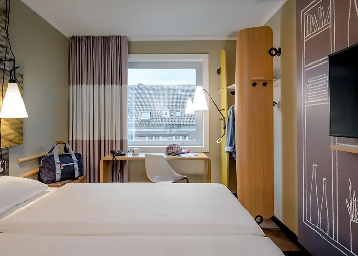 Ibis 3*