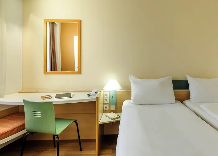 酒店 Ibis 3*
