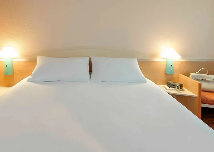 酒店 Ibis 3*